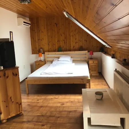 Mezeskalacs Vendeghaz Apartment Csongrad
